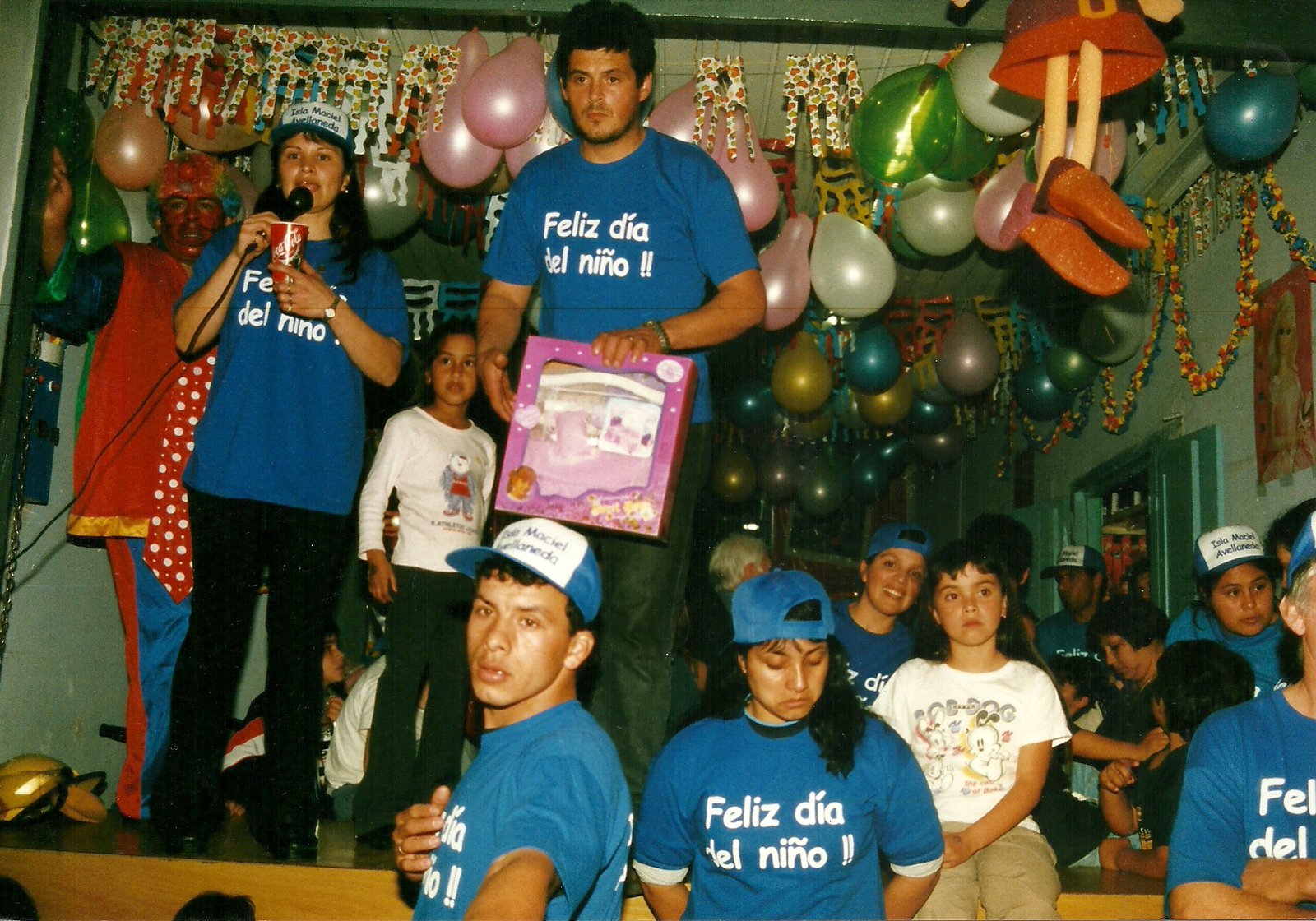 2001 18-ts1482337598