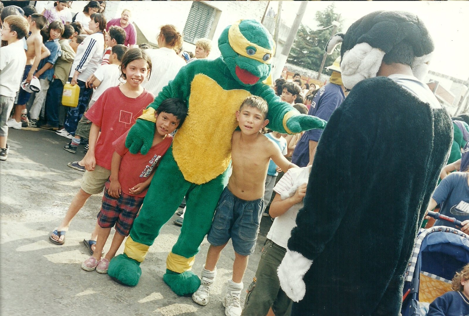 2002 230001-ts1482423737