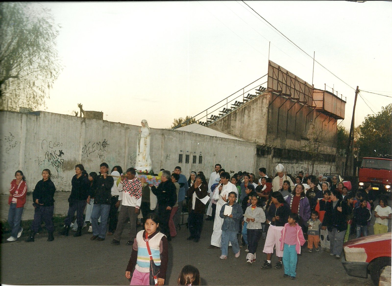 posesion virgen del convento maria mazarello a la iglesi0006